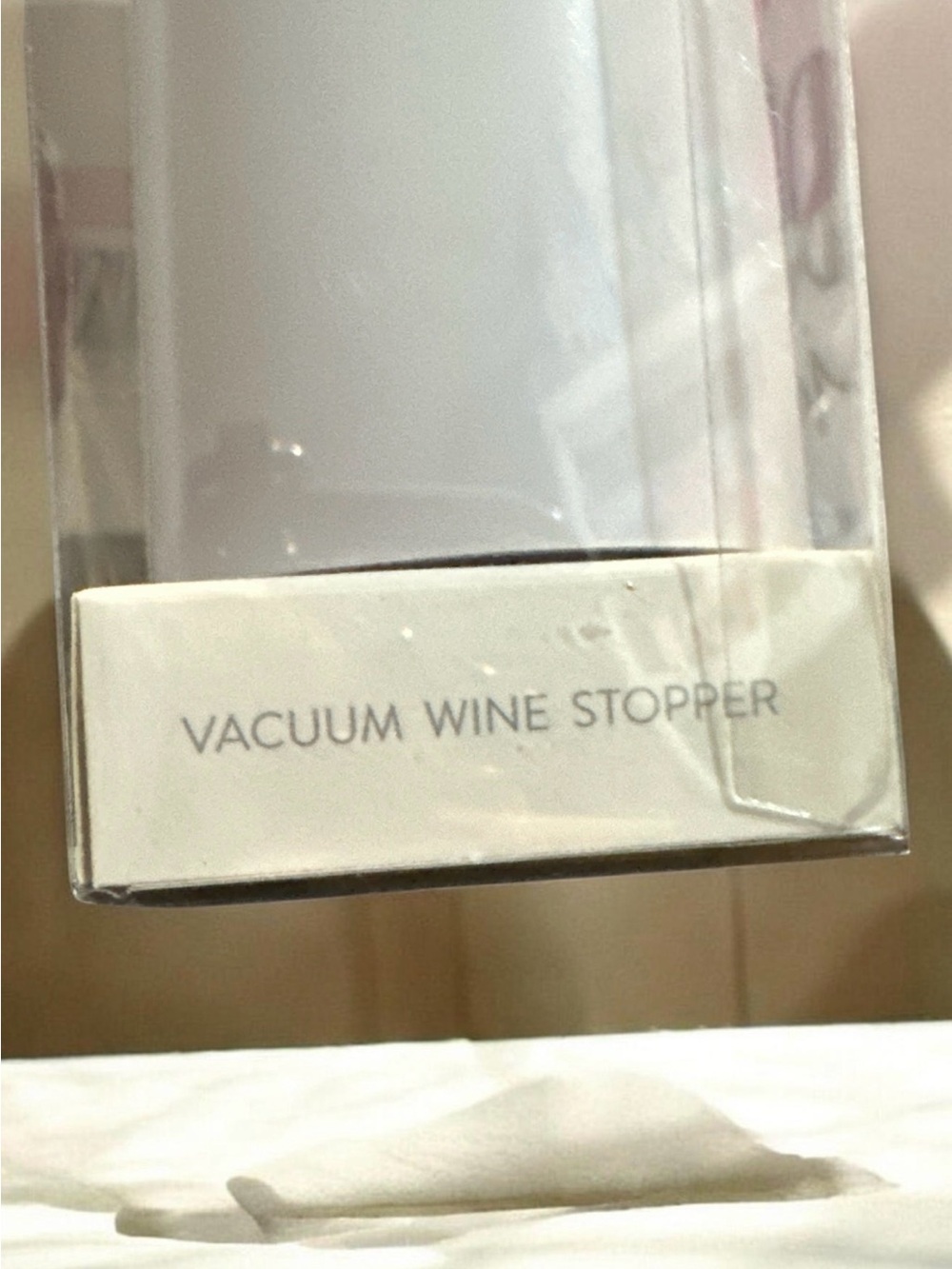 White 'Grounded in Love' vacuum wine stopper with Red Heart Accent
1298 - Picture 5 of 5